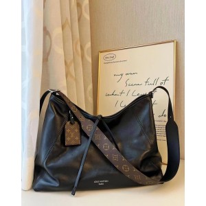 Louis Vuitton Low Key Hobo